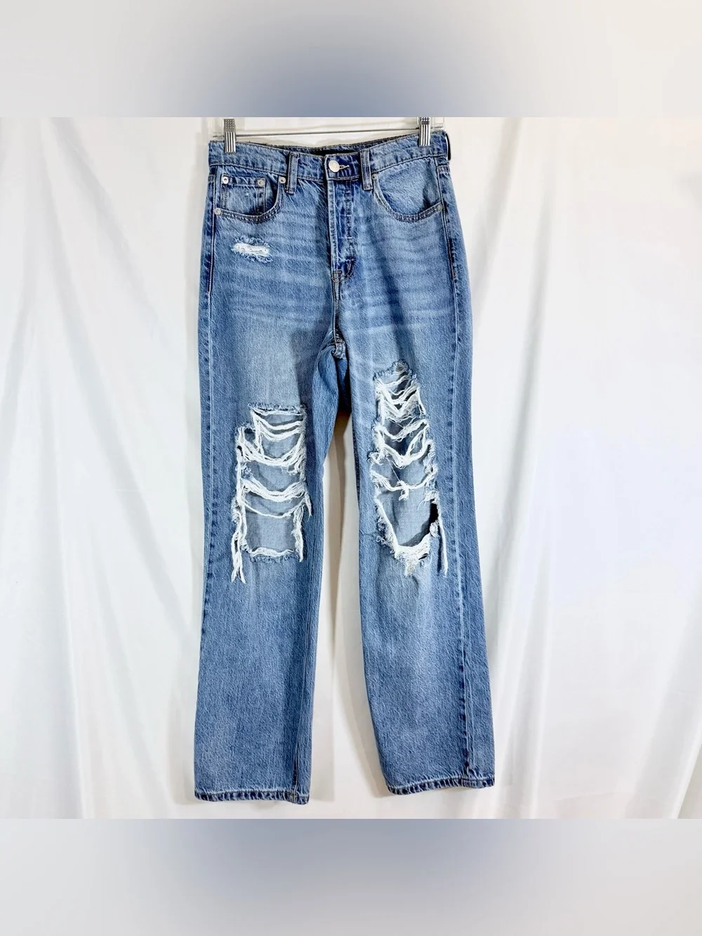 Aeropostale 90's Baggy High Rise Button Fly Straight Leg Jeans W/ Destruction - Picture 2 of 12